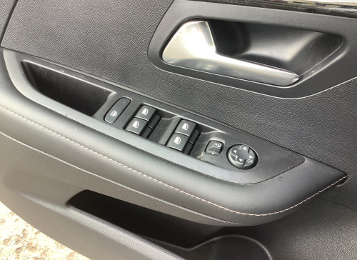 Peugeot 208 Nouvelle 100 S&S BVM6 Allure