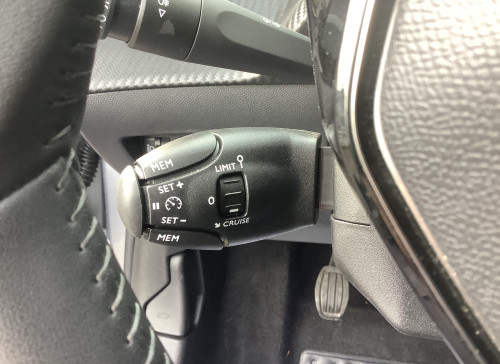 Peugeot 208 Nouvelle 100 S&S BVM6 Allure