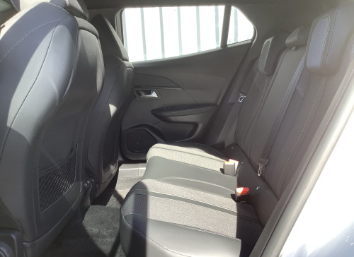 Peugeot 2008 PureTech 130 S&S BVM6 GT