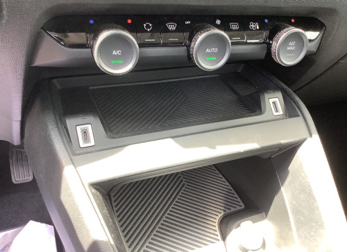 Citroën C4 Hybride 136 e-DCS6 Plus