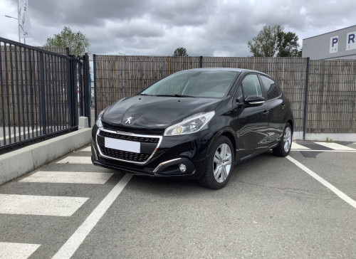 Peugeot 208 PureTech 110ch S&S BVM6 Signature