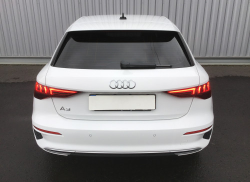 Audi A3 SPORTBACK Nouvelle 35 TFSI 150 S-Tronic 7 - Design