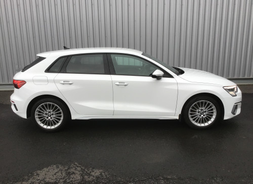 Audi A3 SPORTBACK Nouvelle 35 TFSI 150 S-Tronic 7 - Design