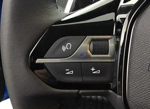 Peugeot 208 Nouvelle Hybrid 110 e-DCS6 Allure