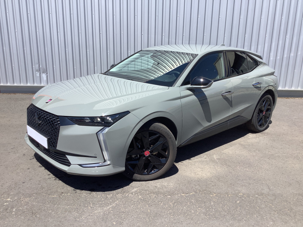 DS DS 4 PureTech 130 EAT8 Performance Line