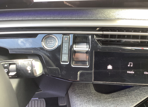 Peugeot 3008 Nouveau Hybrid 136 e-DCS6 Allure