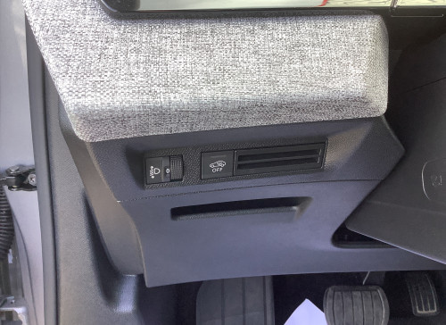 Peugeot 3008 Nouveau Hybrid 136 e-DCS6 Allure