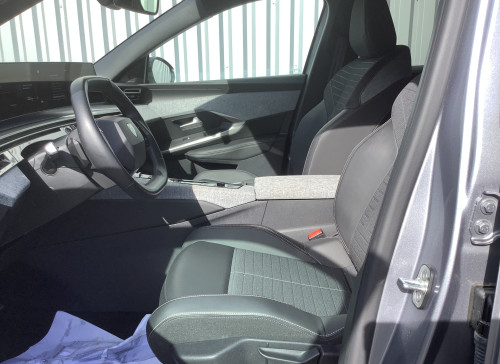 Peugeot 3008 Nouveau Hybrid 136 e-DCS6 Allure