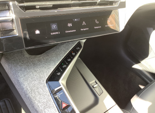 Peugeot 3008 Nouveau Hybrid 136 e-DCS6 Allure