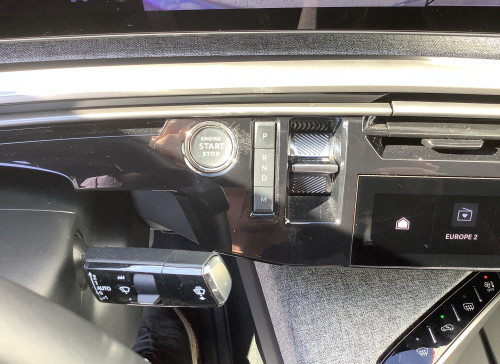 Peugeot 3008 Nouveau Hybrid 136 e-DCS6 Allure