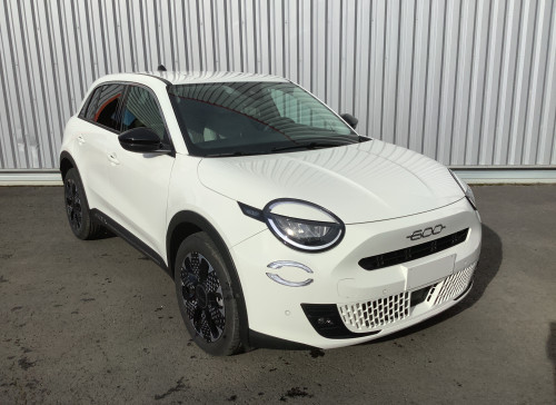 Fiat 600 Nouvelle T-Gen 3 1.2 Hybrid 110ch eDCT6 La Prima
