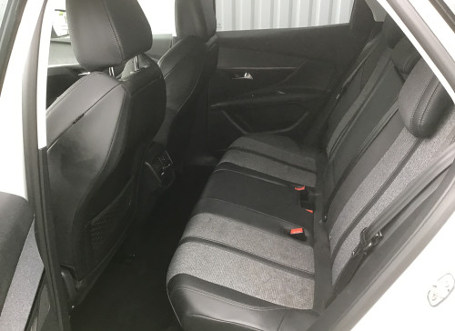 Peugeot 3008 BlueHDi 130ch S&S BVM6 Allure