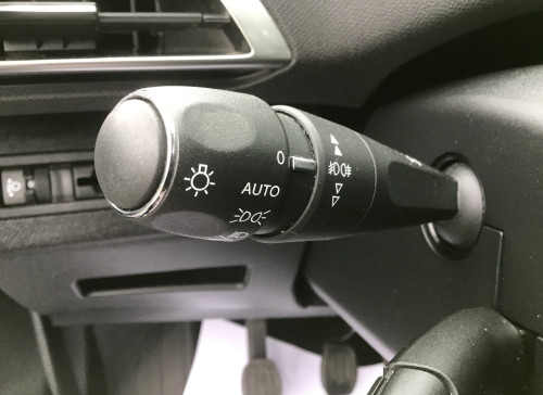 Peugeot 3008 BlueHDi 130ch S&S BVM6 Allure