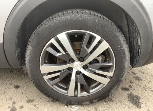 Peugeot 5008 BlueHDi 130ch S&S EAT8 Allure Pack