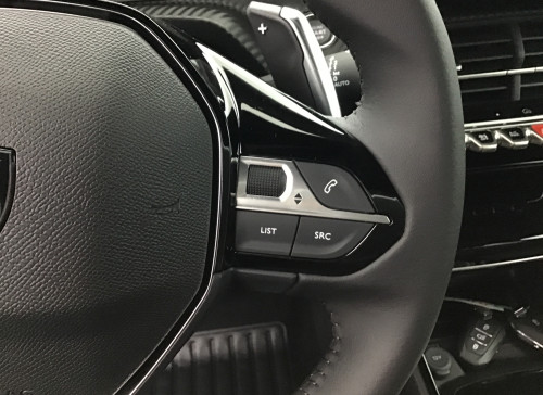 Peugeot 2008 Nouveau Hybrid 145 e-DCS6 Allure