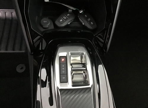 Peugeot 2008 Nouveau Hybrid 145 e-DCS6 Allure
