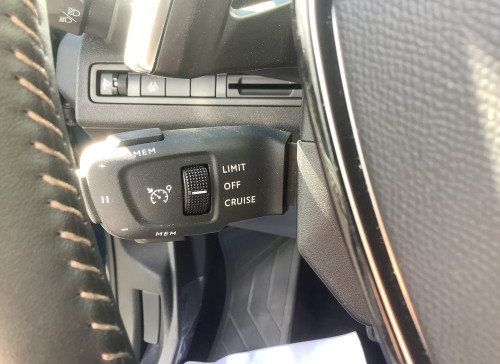 Peugeot 3008 Hybrid 145 e-DCS6 Allure Pack