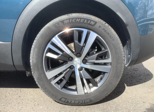 Peugeot 3008 Hybrid 145 e-DCS6 Allure Pack