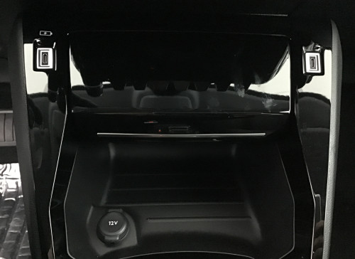 Peugeot 208 Nouvelle Hybrid 136 e-DCS6 Allure