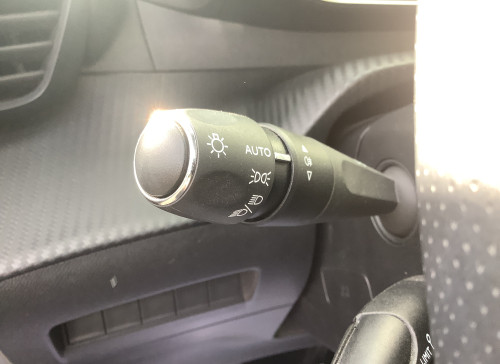 Peugeot 208 Nouvelle PureTech 100 S&S BVM6 GT