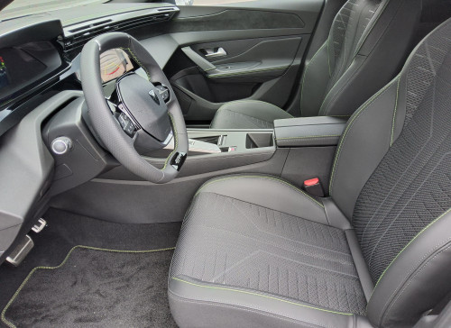 Peugeot 308 DIESEL Nouvelle BlueHDi 130ch S&S EAT8 GT