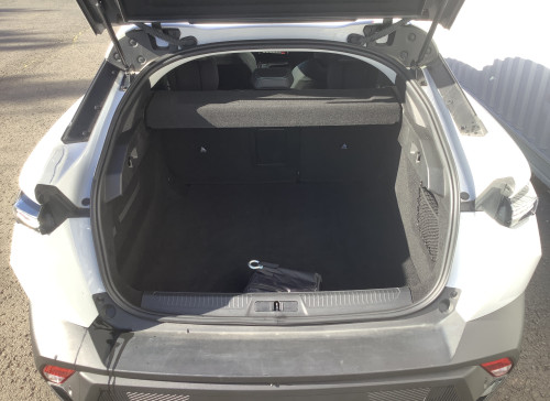 Peugeot 408 Nouvelle Hybrid 136 e-DCS6 Allure