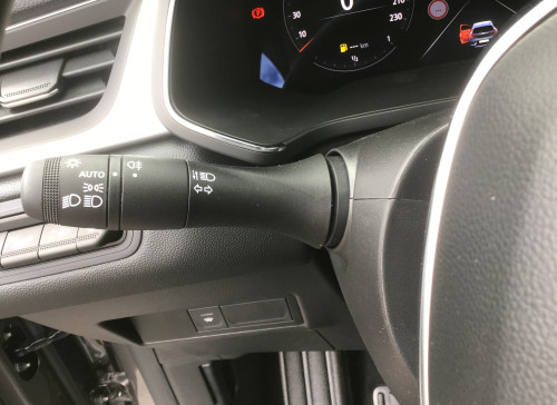 Renault CAPTUR mild hybrid 140 Techno