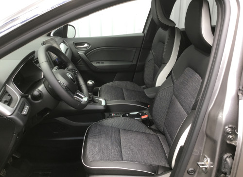Renault CAPTUR mild hybrid 140 Techno