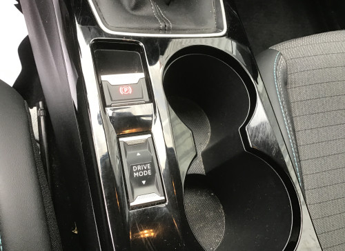Peugeot 208 PureTech 100 S&S BVM6 Allure