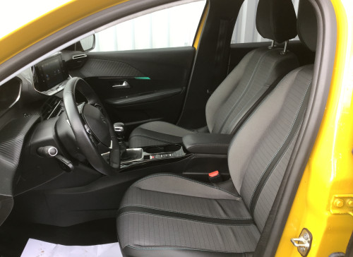 Peugeot 208 PureTech 100 S&S BVM6 Allure