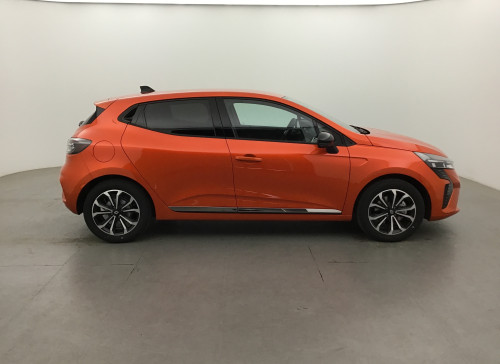 Renault CLIO V Nouvelle E-Tech full hybrid 145 ch GSR2 Techno