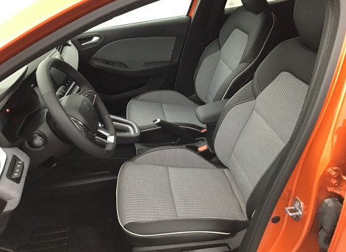 Renault CLIO V Nouvelle E-Tech full hybrid 145 ch GSR2 Techno