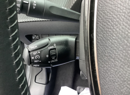 Peugeot 208 Nouvelle 100 S&S BVM6 Allure