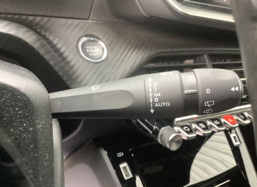 Peugeot 2008 PureTech 130 S&S BVM6 GT