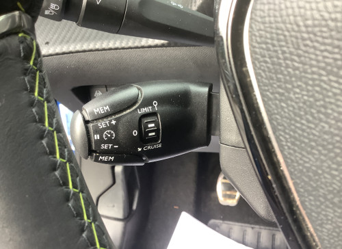 Peugeot 2008 PureTech 130 S&S BVM6 GT