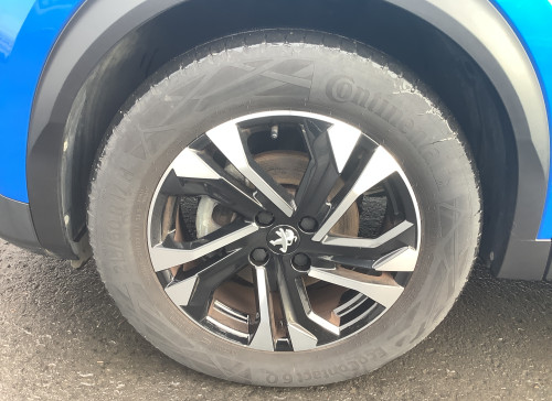 Peugeot 2008 PureTech 130 S&S BVM6 GT