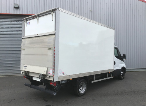 IVECO DAILY CHASSIS CABINE CAB 35 C 16 EMP 4100 QUAD-LEAF BVM6 3.0L