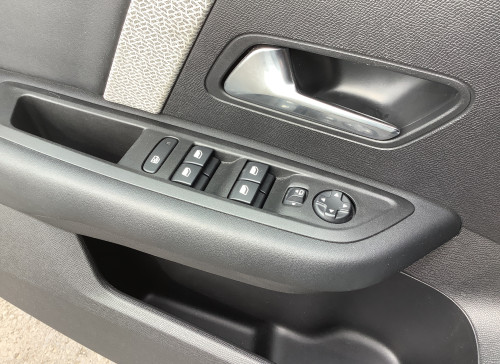 Citroën C4 Hybride 136 e-DCS6 Plus