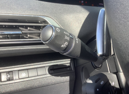 Peugeot 3008 Hybrid 145 e-DCS6 Allure Pack