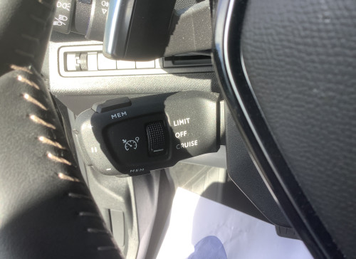 Peugeot 3008 Hybrid 145 e-DCS6 Allure Pack