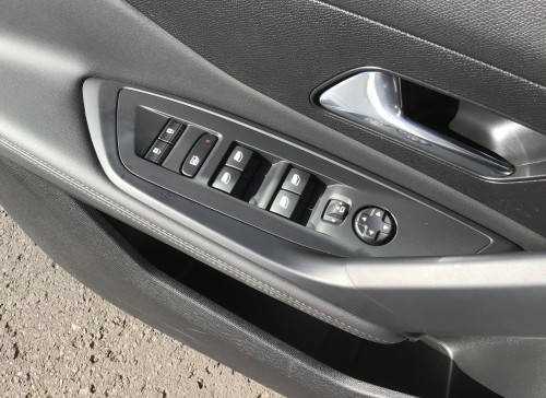 Peugeot 308 Nouvelle PureTech 130ch S&S BVM6 Allure Pack