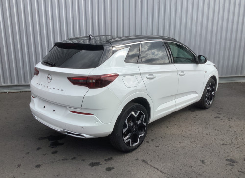 Opel GRANDLAND 1.5 Diesel 130 ch BVA8 Ultimate