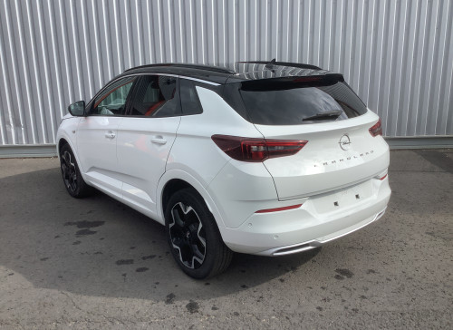 Opel GRANDLAND 1.5 Diesel 130 ch BVA8 Ultimate