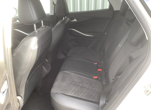 Opel GRANDLAND 1.5 Diesel 130 ch BVA8 Ultimate