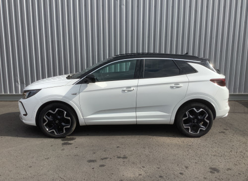 Opel GRANDLAND 1.5 Diesel 130 ch BVA8 Ultimate