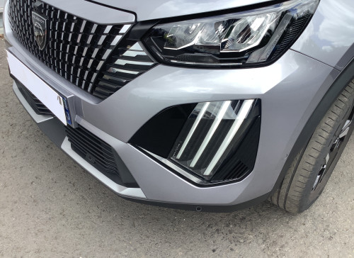 Peugeot 2008 Nouveau Hybrid 136 e-DCS6 Allure