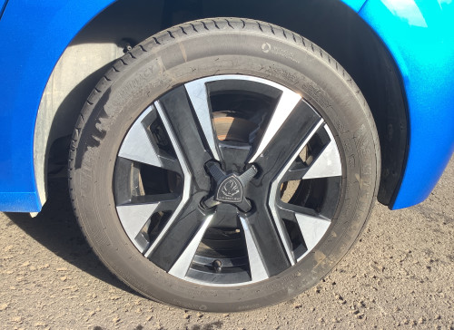 Peugeot 208 Nouvelle 100 S&S BVM6 Allure