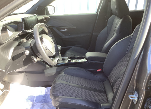 Peugeot 2008 PureTech 130 S&S BVM6 GT