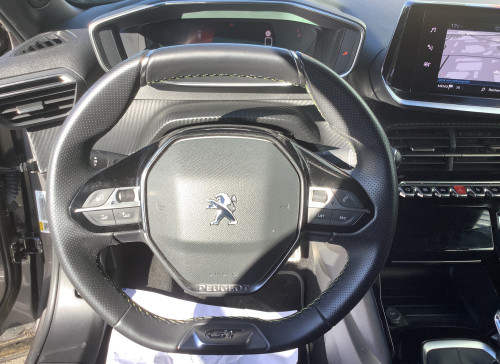 Peugeot 2008 PureTech 130 S&S BVM6 GT