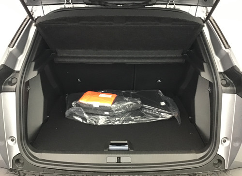 Peugeot 2008 Nouveau Hybrid 145 e-DCS6 GT